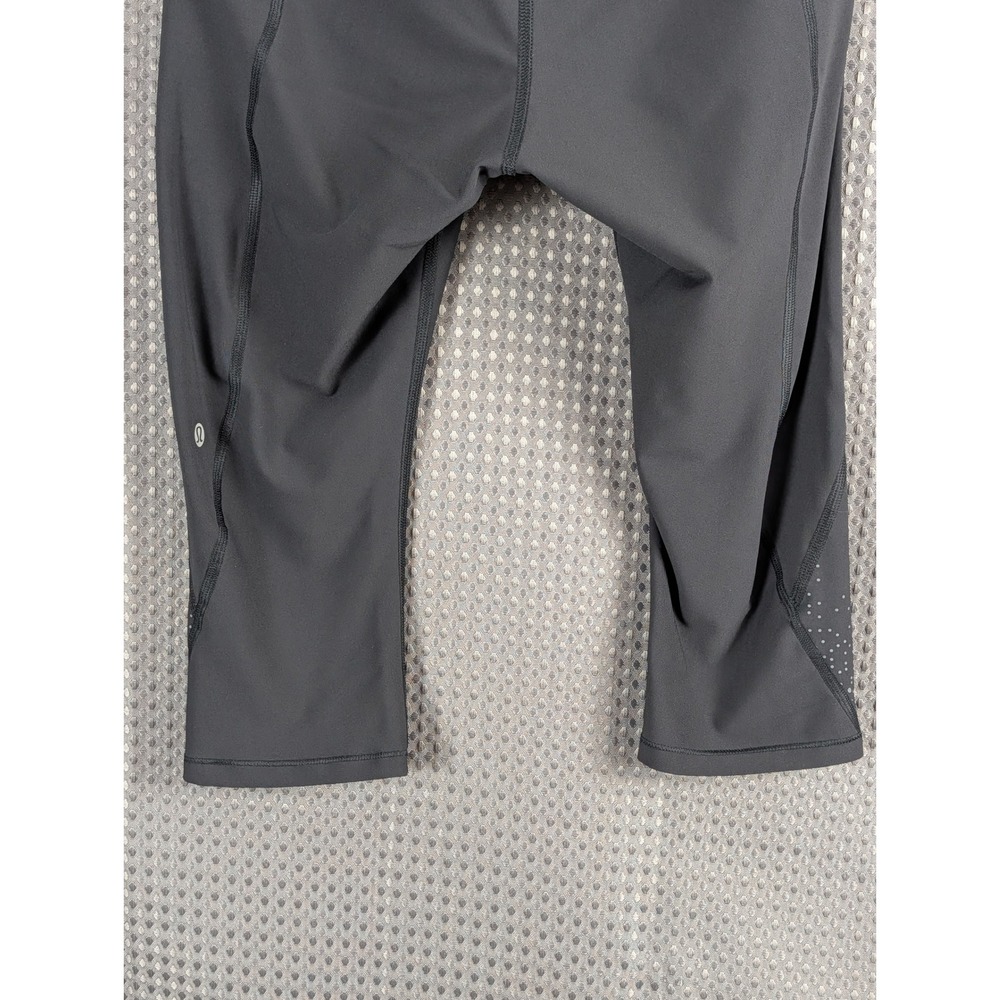 Lululemon Run Reflect Crop Black Reflective Running Leggings Zip Pocket Size 8 - Picture 11 of 16